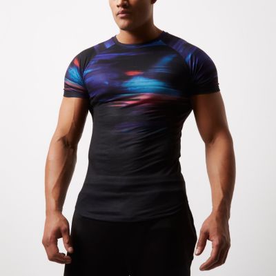 Black faded glitch print muscle fit T-shirt